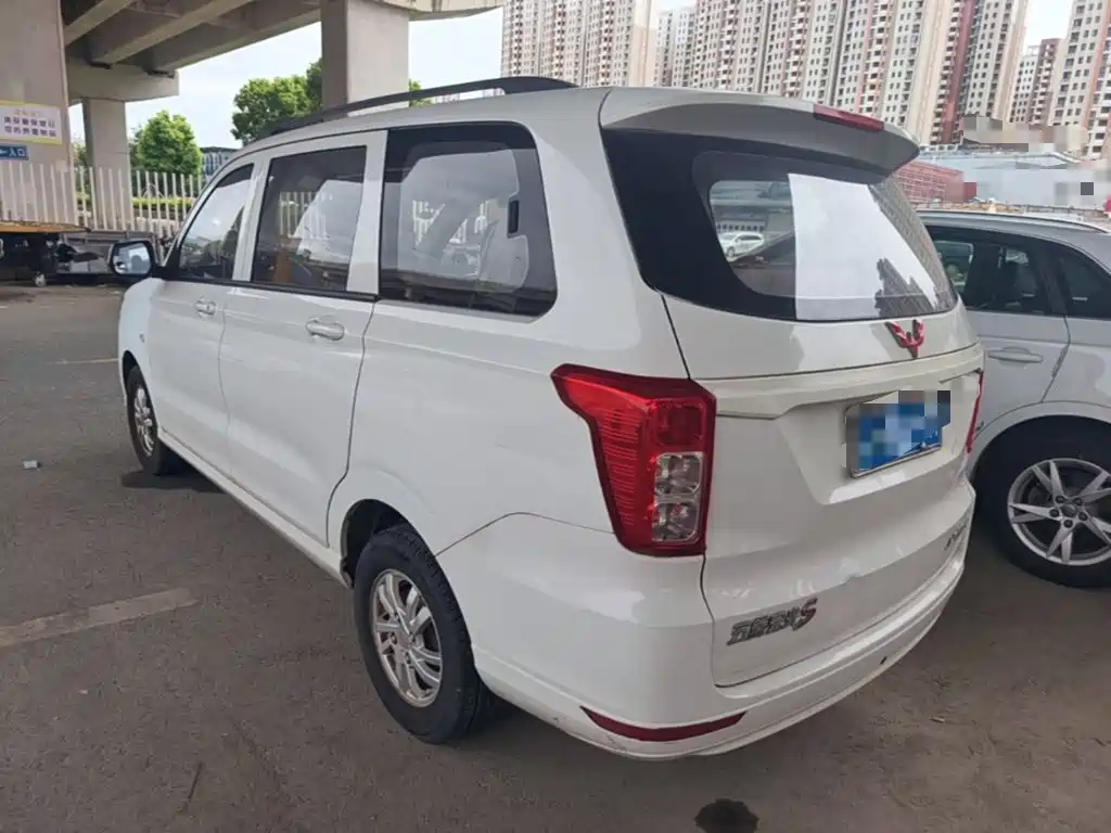 Wuling Hongguang 2019 — фото 7