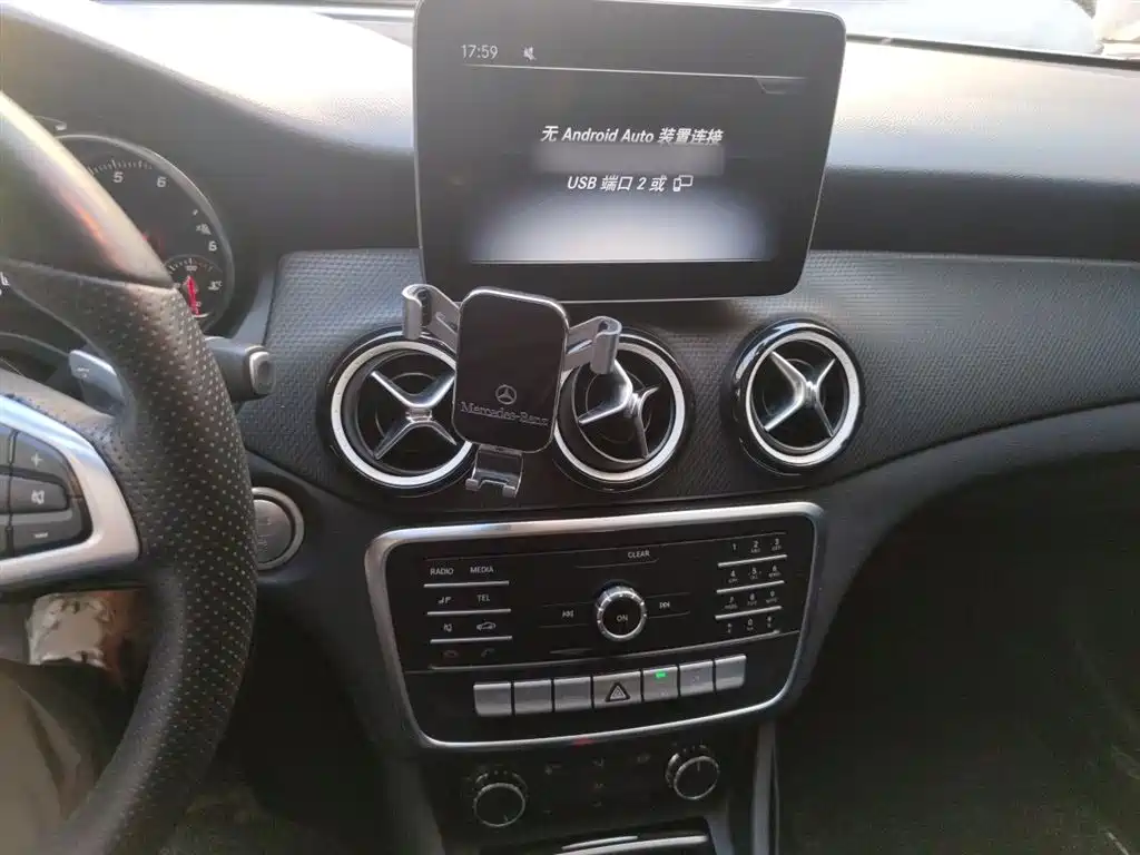 Mercedes-Benz GLA 2019 — фото 6