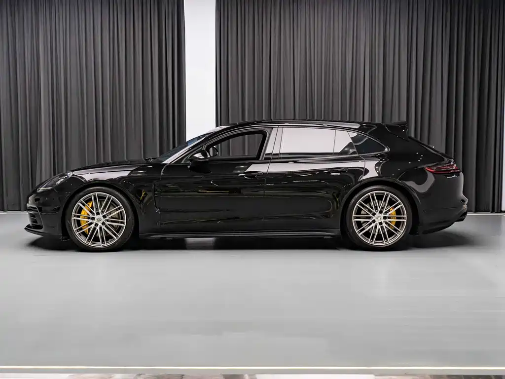 Porsche Panamera 2018 — фото 3