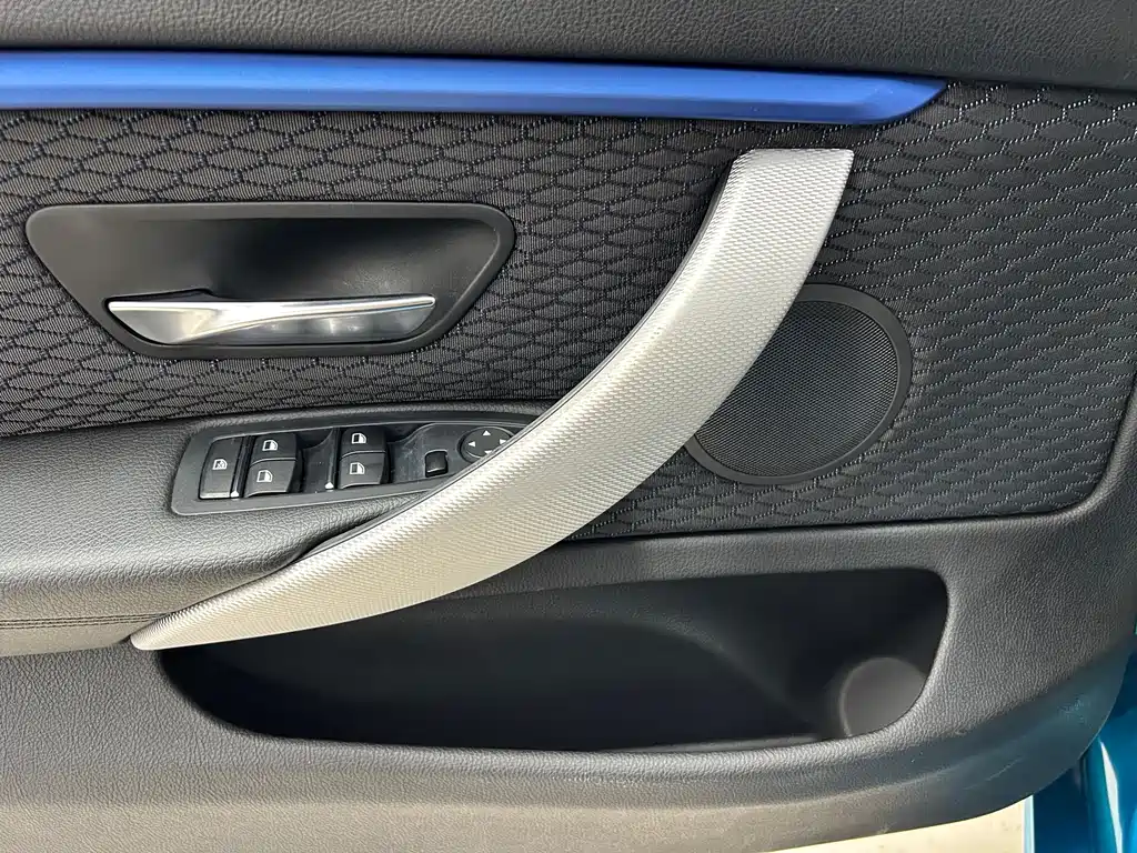 BMW 4 Series 2018 — фото 20