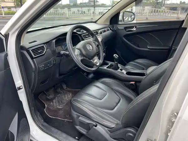 Dongfeng Scenery 580 2017