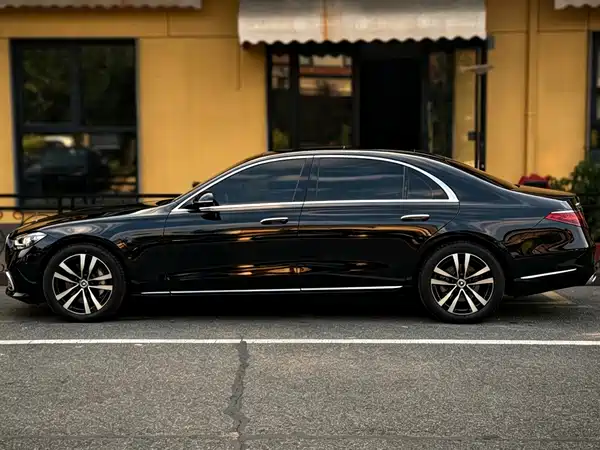 Mercedes-Benz S-Class 2021