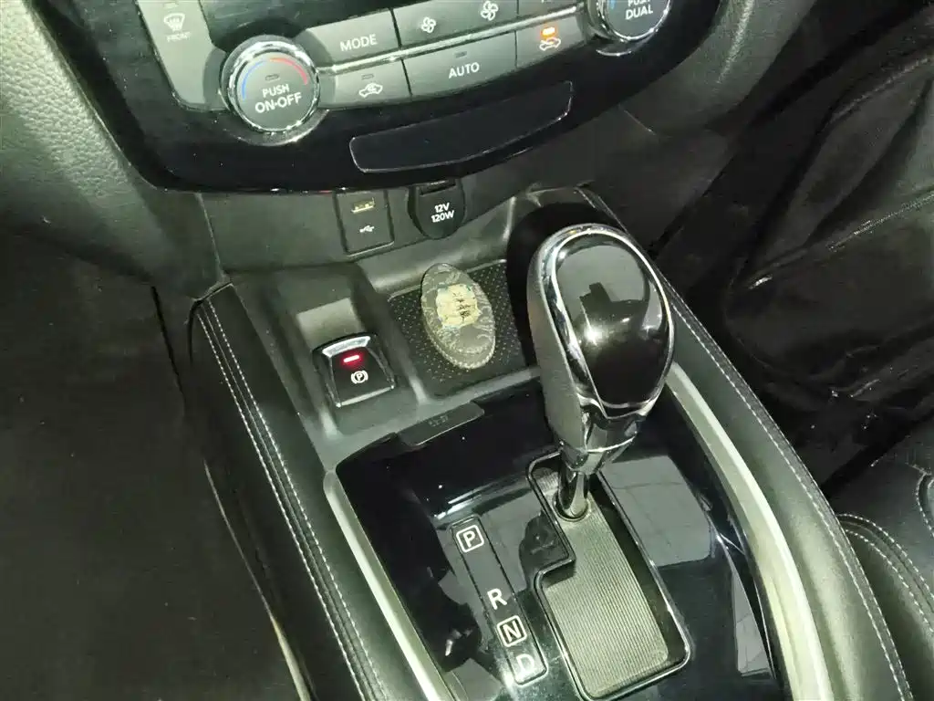 Nissan X-Trail 2021 — фото 10