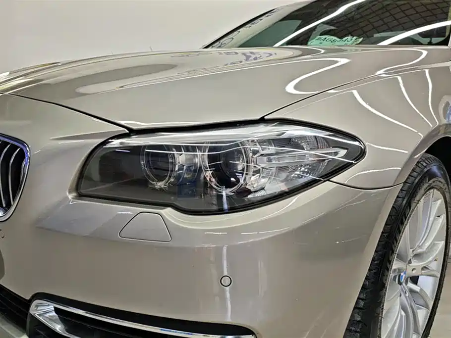 BMW 5 Series 2016 — фото 5