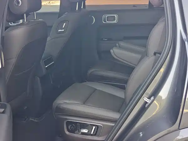 Li Auto L8 2023
