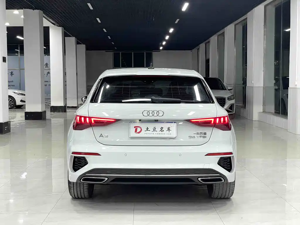 Audi A3 2022 — фото 5