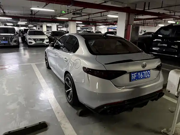 Alfa Romeo Giulia Juliet 2021
