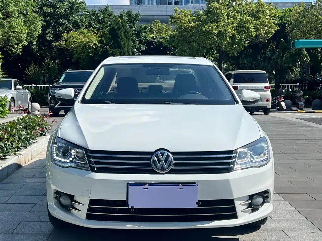 Volkswagen Bora 2015 — фото 2
