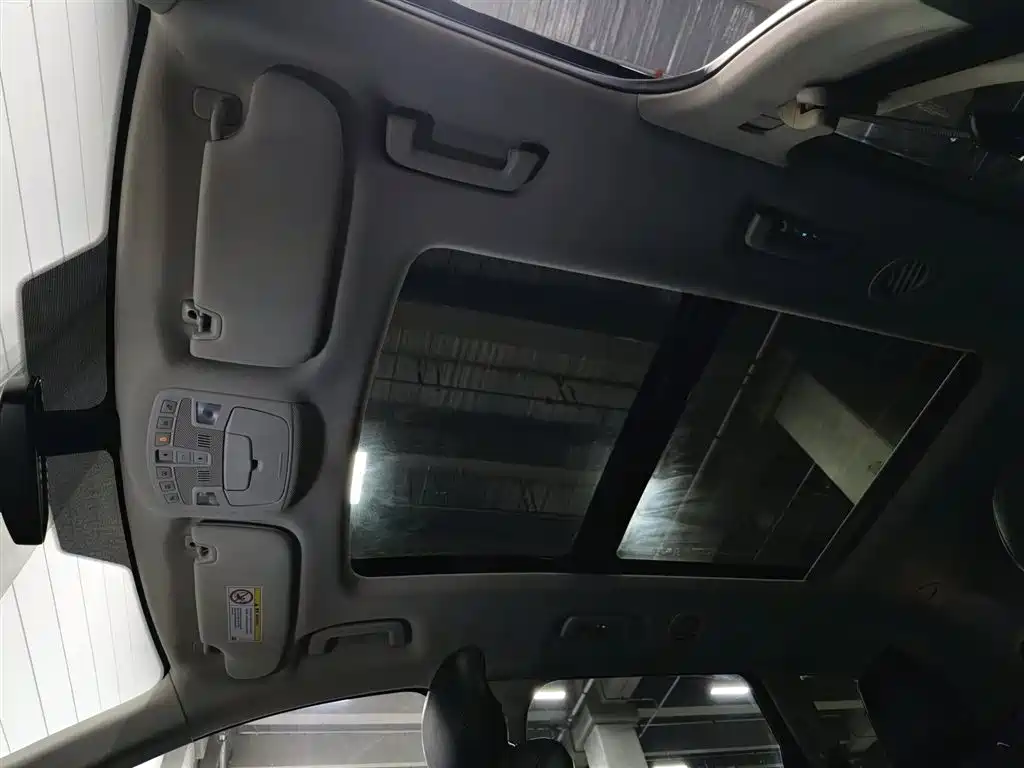 Ford Edge 2017 — фото 14