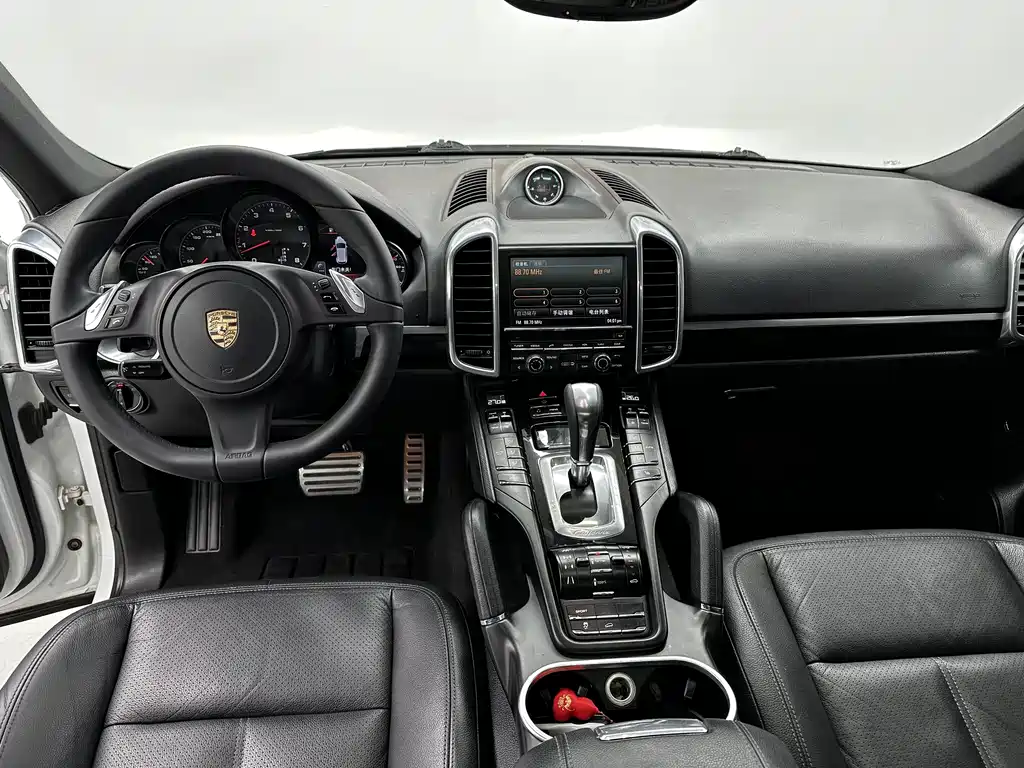 Porsche Cayenne 2013 — фото 14