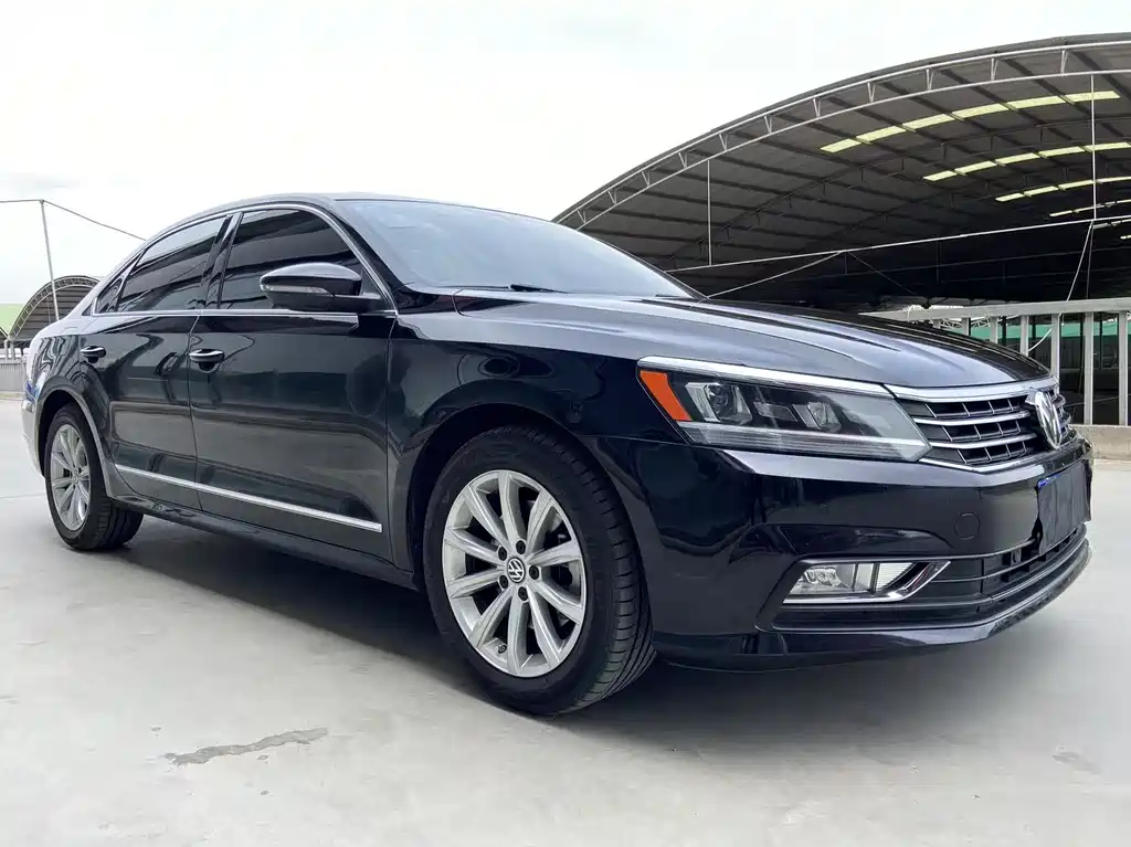 Volkswagen Passat 2018 — фото 3