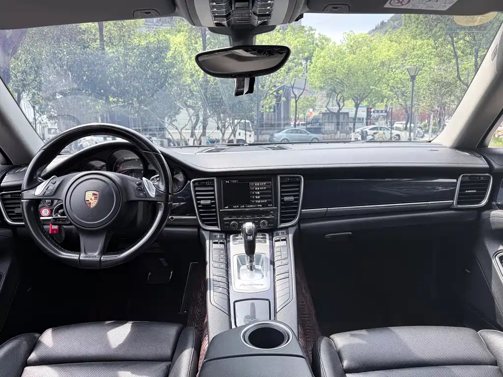 Porsche Panamera 2015 — фото 8