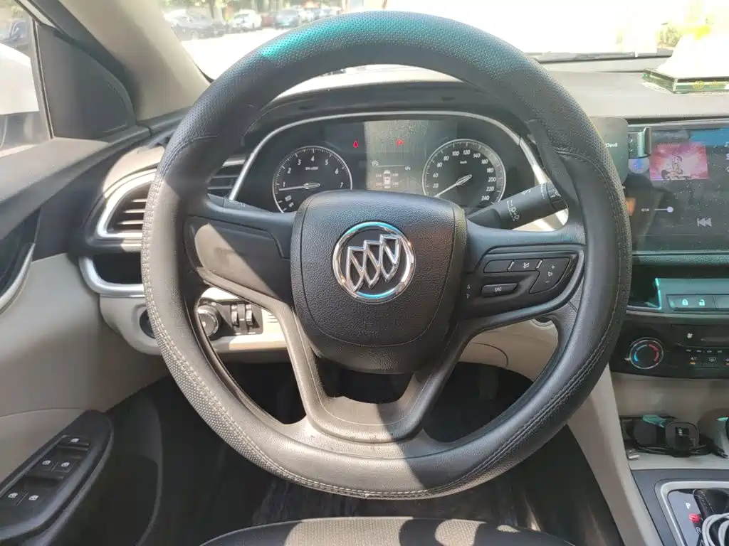 Buick Excelle 2016