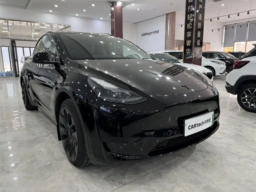 Tesla Model Y 2022 — фото 2