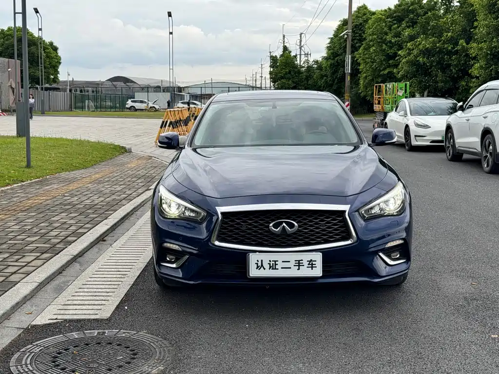 Infiniti Q50L 2018 — фото 2