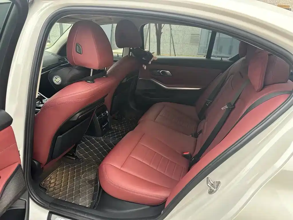 BMW 3 Series 2021