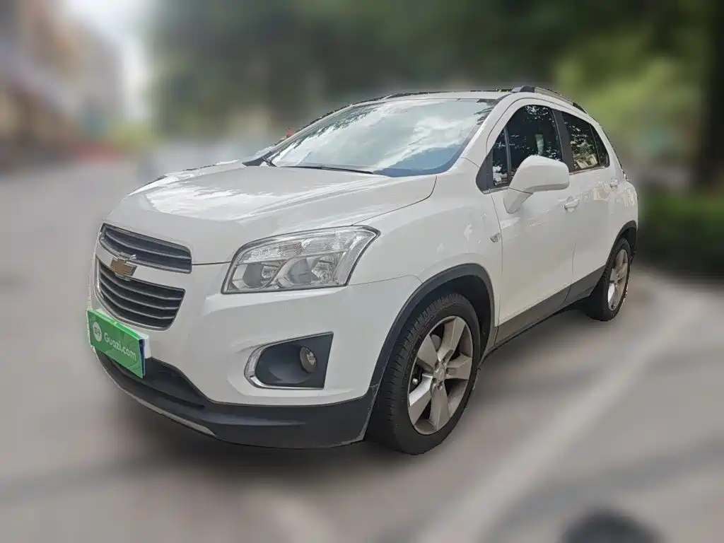 Chevrolet Trax 2016 — фото 1