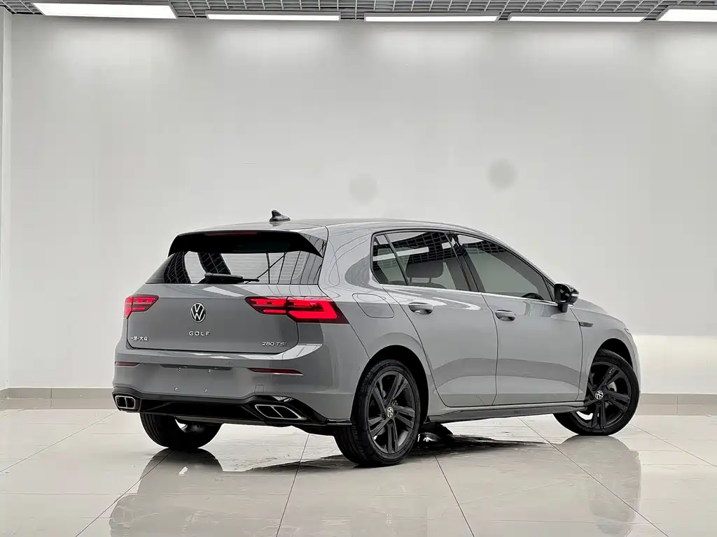 Volkswagen Golf 2022