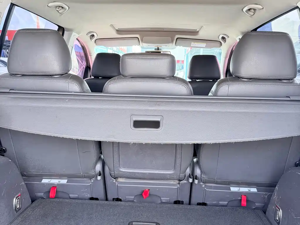 Volkswagen Touran 2015 — фото 13