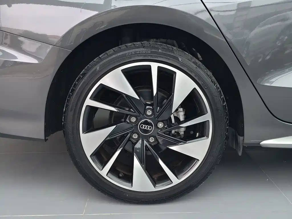 Audi A3 2023 — фото 24