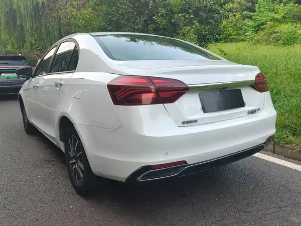 Geely Emgrand 2019