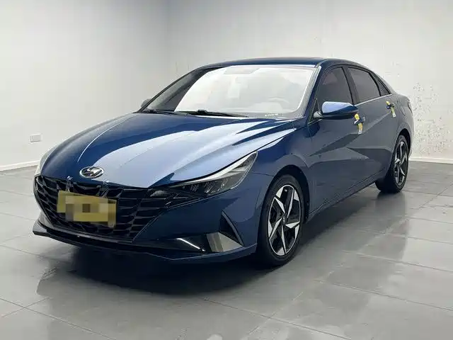 Hyundai Elantra 2021