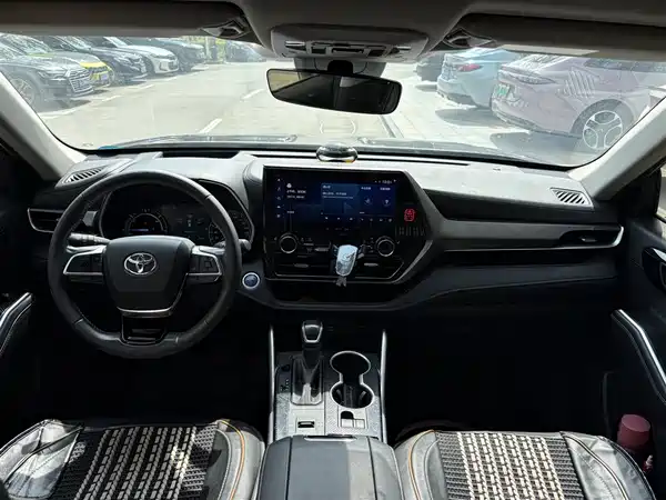 Toyota Highlander 2022