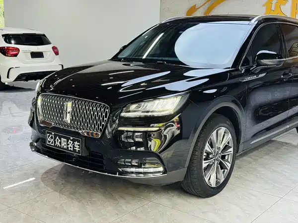 Lincoln Corsair 2021