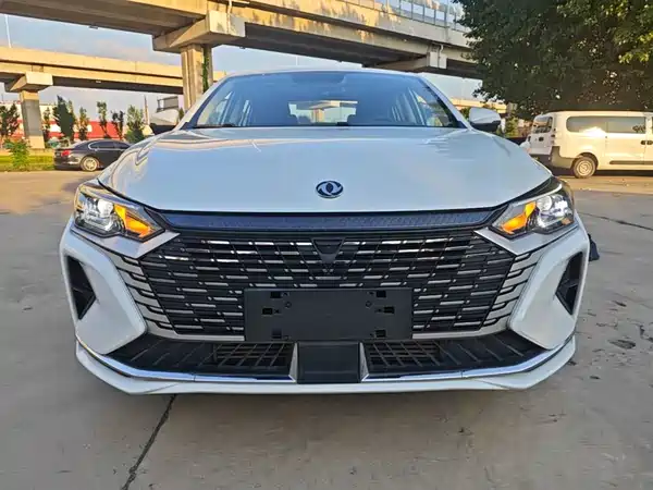 Dongfeng Yixuan MAX 2023