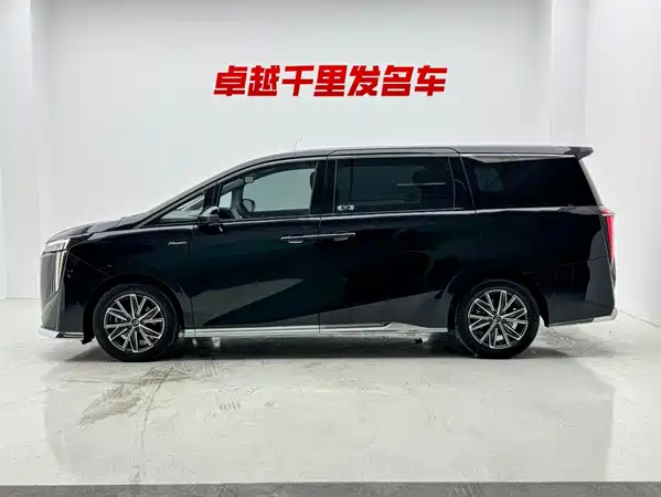 GAC Trumpchi M8 2024