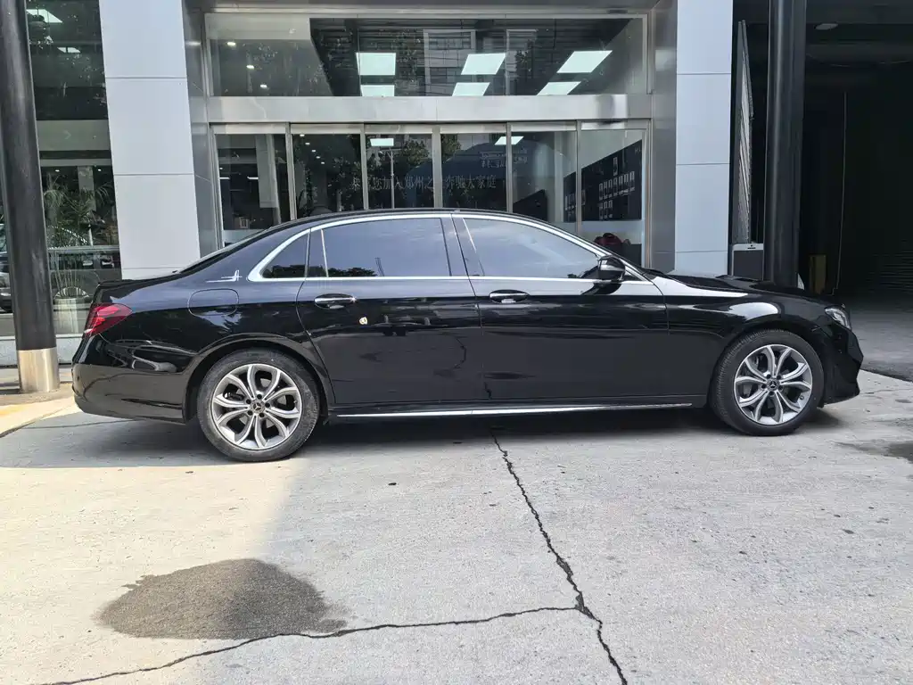 Mercedes-Benz E-Class 2020