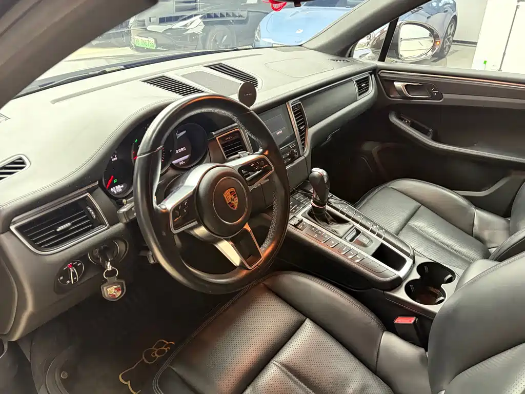 Porsche Macan 2018 — фото 7