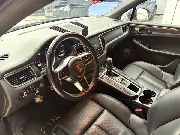 Porsche Macan 2018