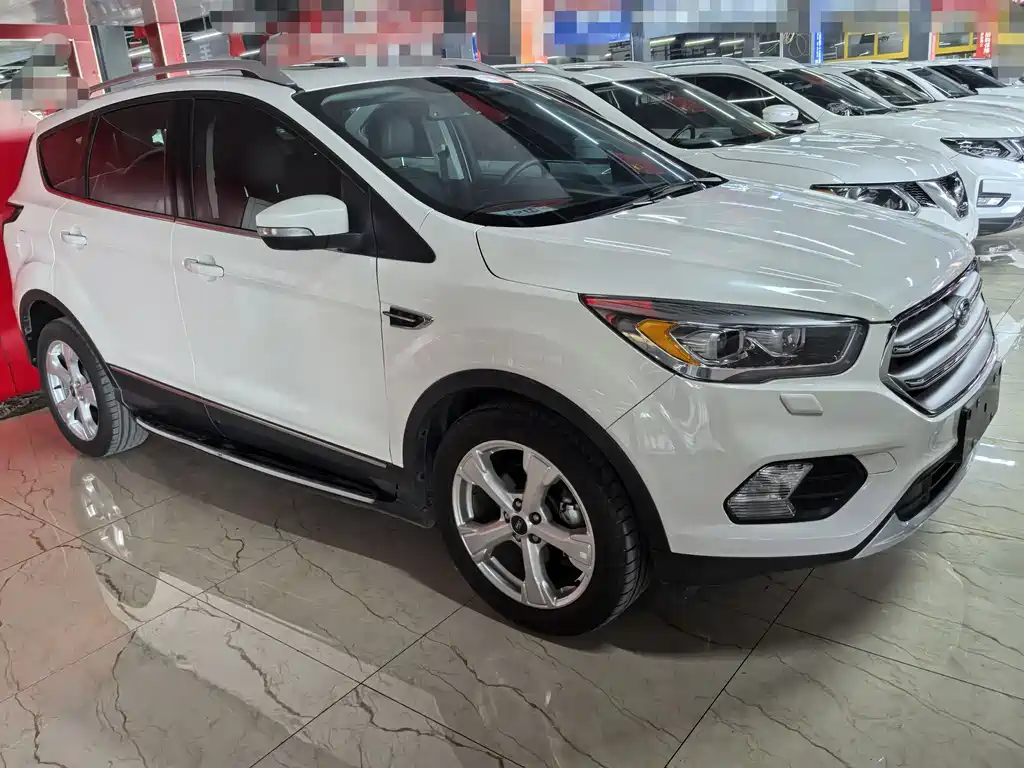 Ford Kuga 2018 — фото 3