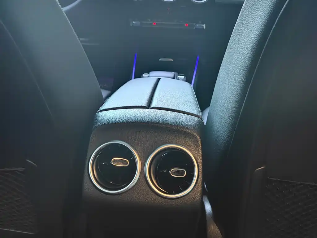 Mercedes-Benz GLB 2022 — фото 18