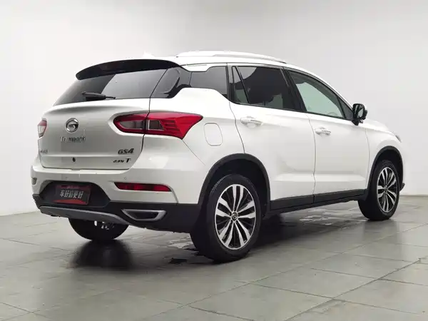 GAC Trumpchi GS4 2017