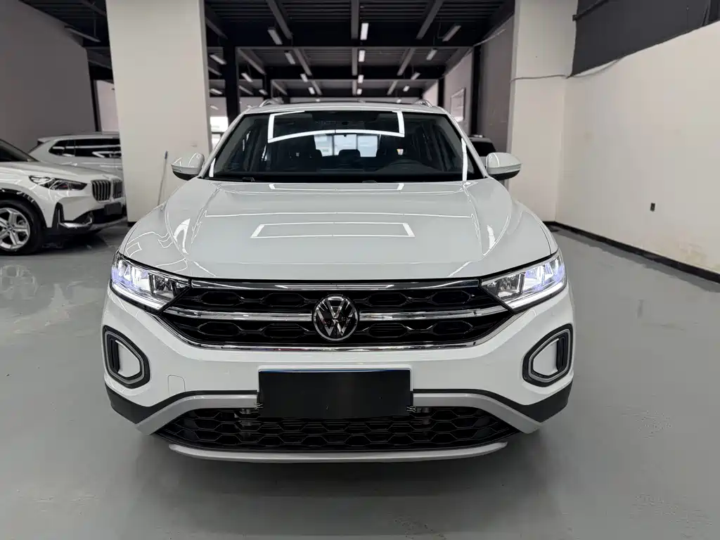 Volkswagen T-Roc 2023