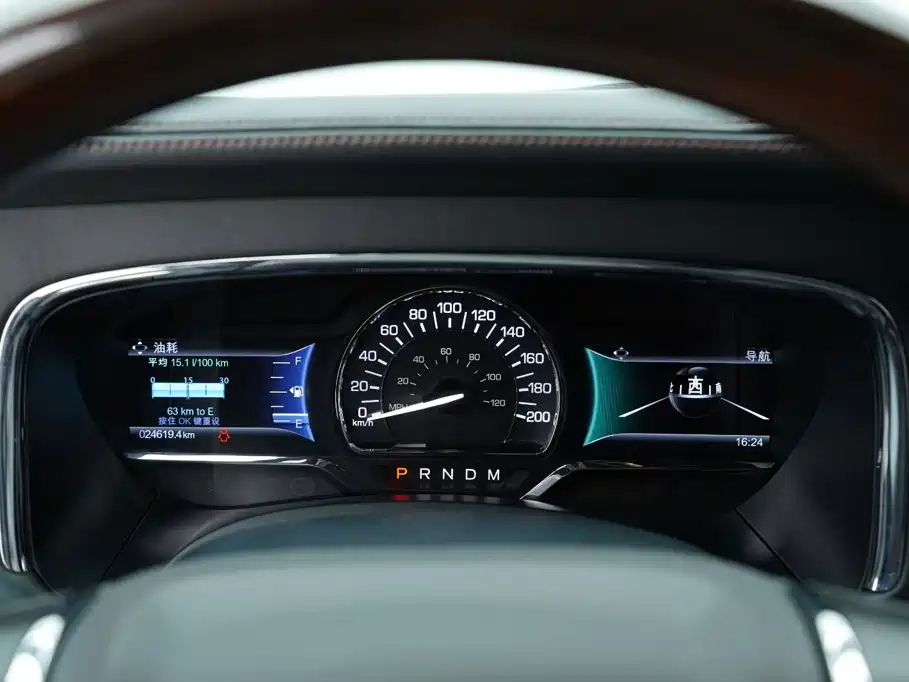 Lincoln Navigator 2018 — фото 10