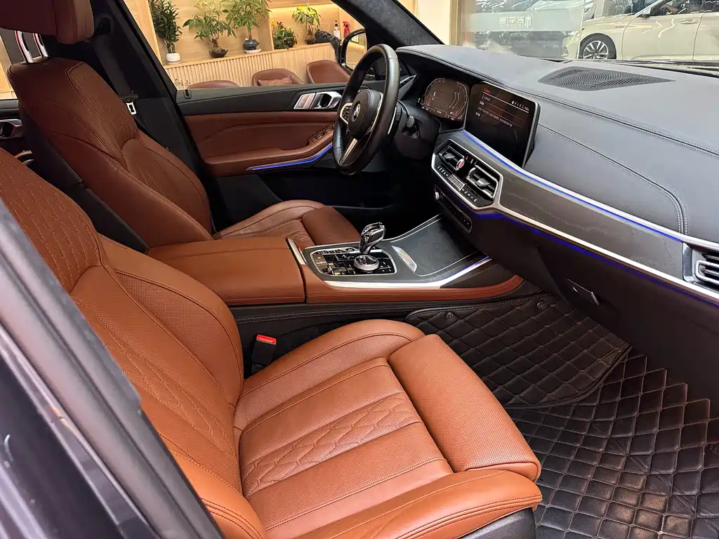 BMW X7 2020 — фото 19