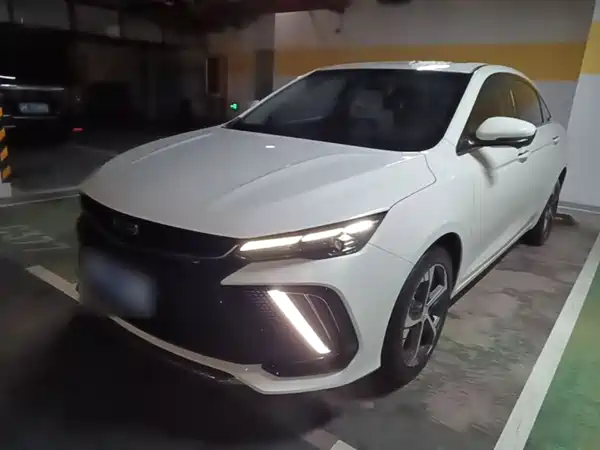 Geely Emgrand L 2022