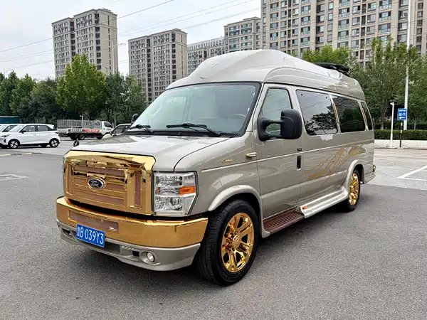 Ford E350 2014