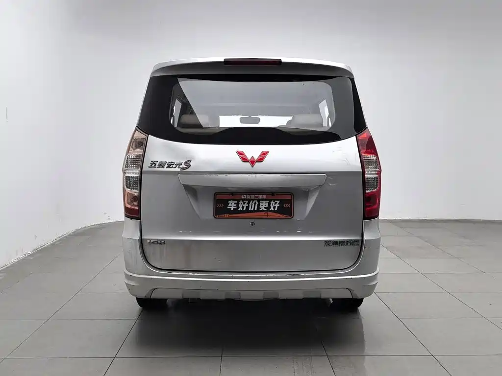 Wuling Hongguang 2015 — фото 4
