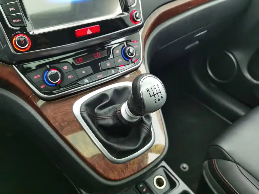 Haval H6 2016 — фото 13