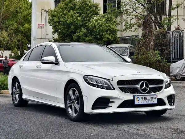 Mercedes-Benz C-Class 2021