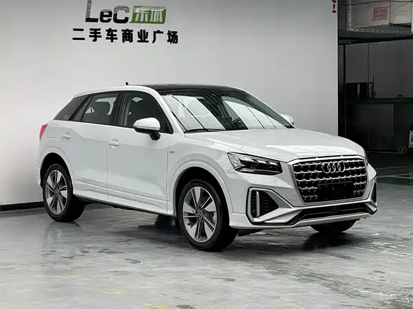Audi Q2L 2025