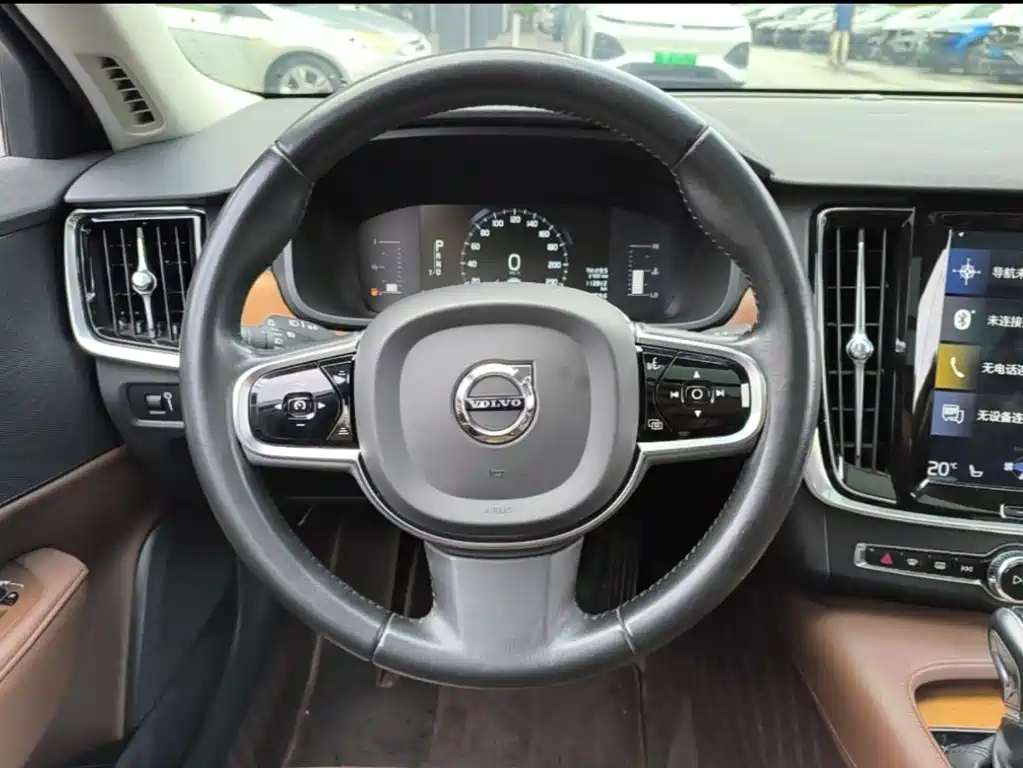 Volvo S90 2019 — фото 3