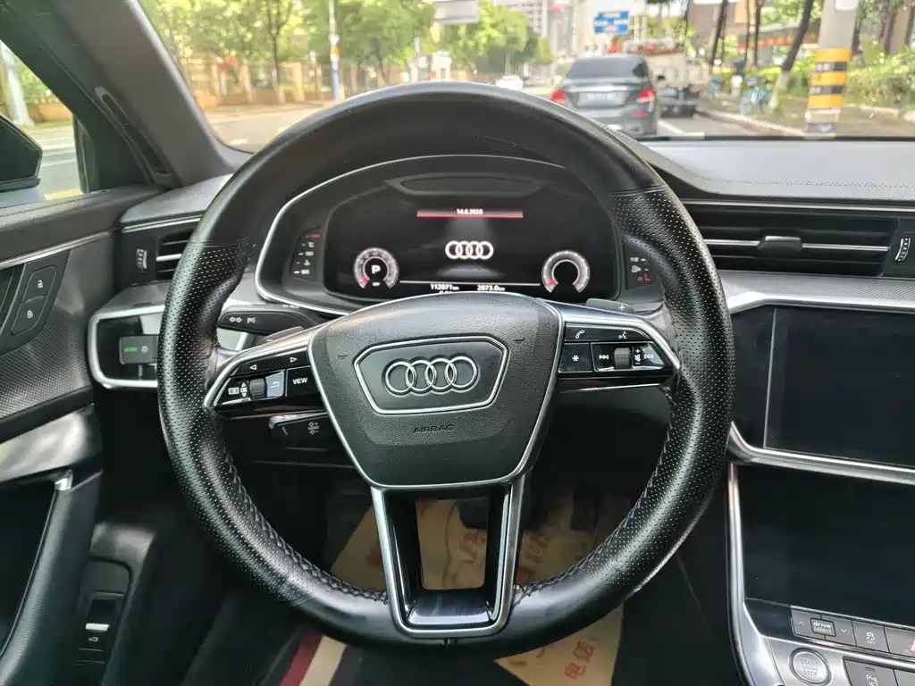 Audi A6L 2020 — фото 26