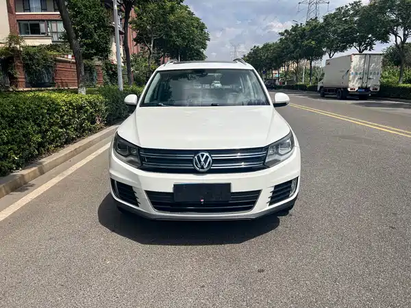 Volkswagen Tiguan 2015