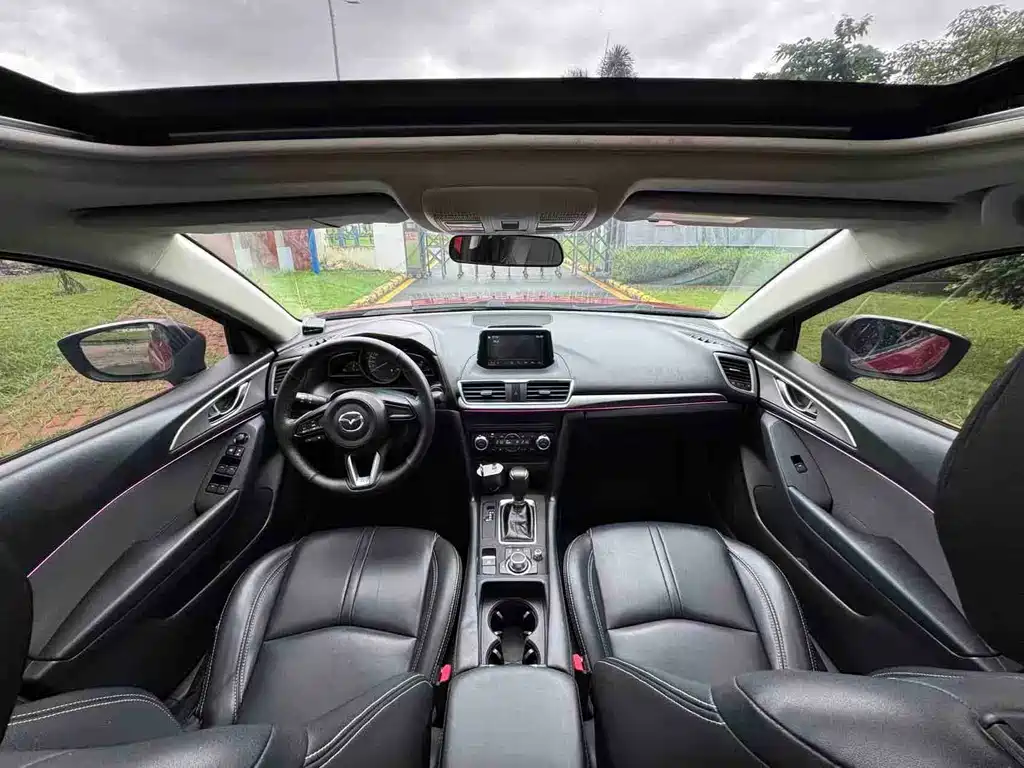 Mazda 3 Axela 2019