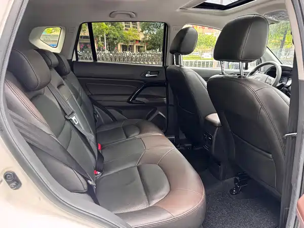 GAC Trumpchi GS4 2017